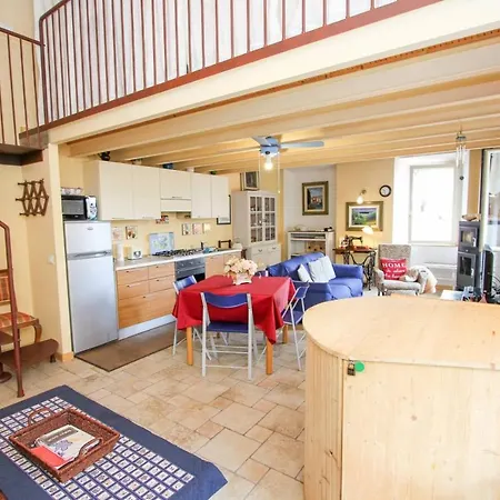 Holiday home Cosy And Quiet Moltrasio